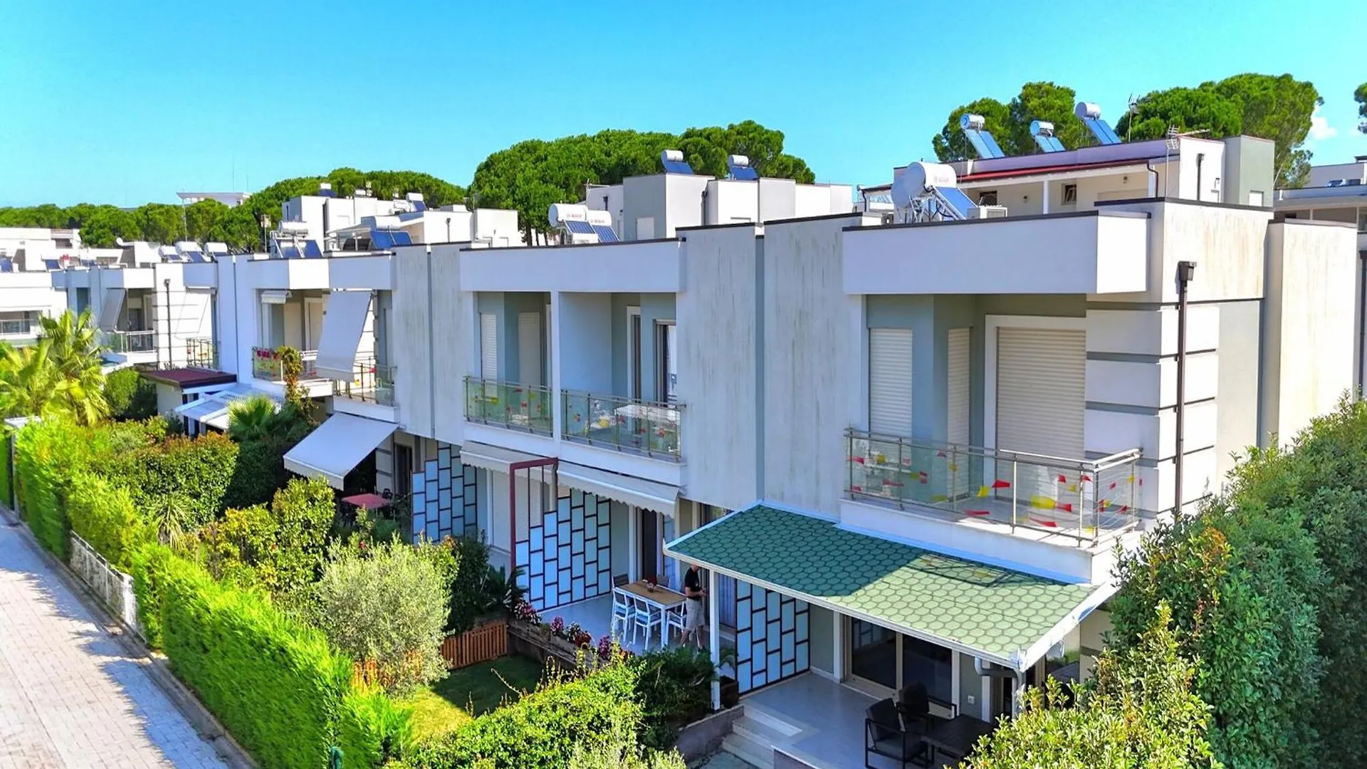 Inviting Holiday Home With Garden Plazhi San Pietro