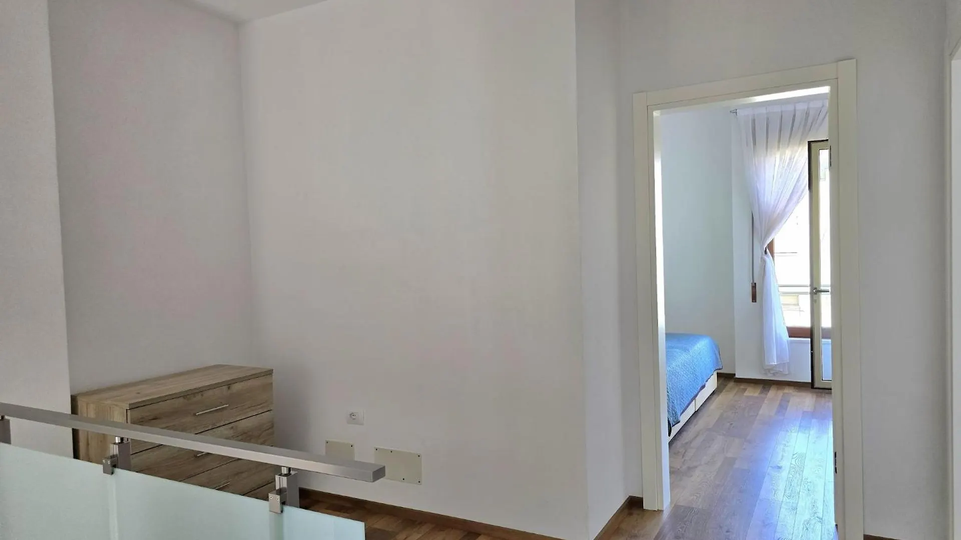 Villa Inviting Holiday Home With Garden Plazhi San Pietro Albania