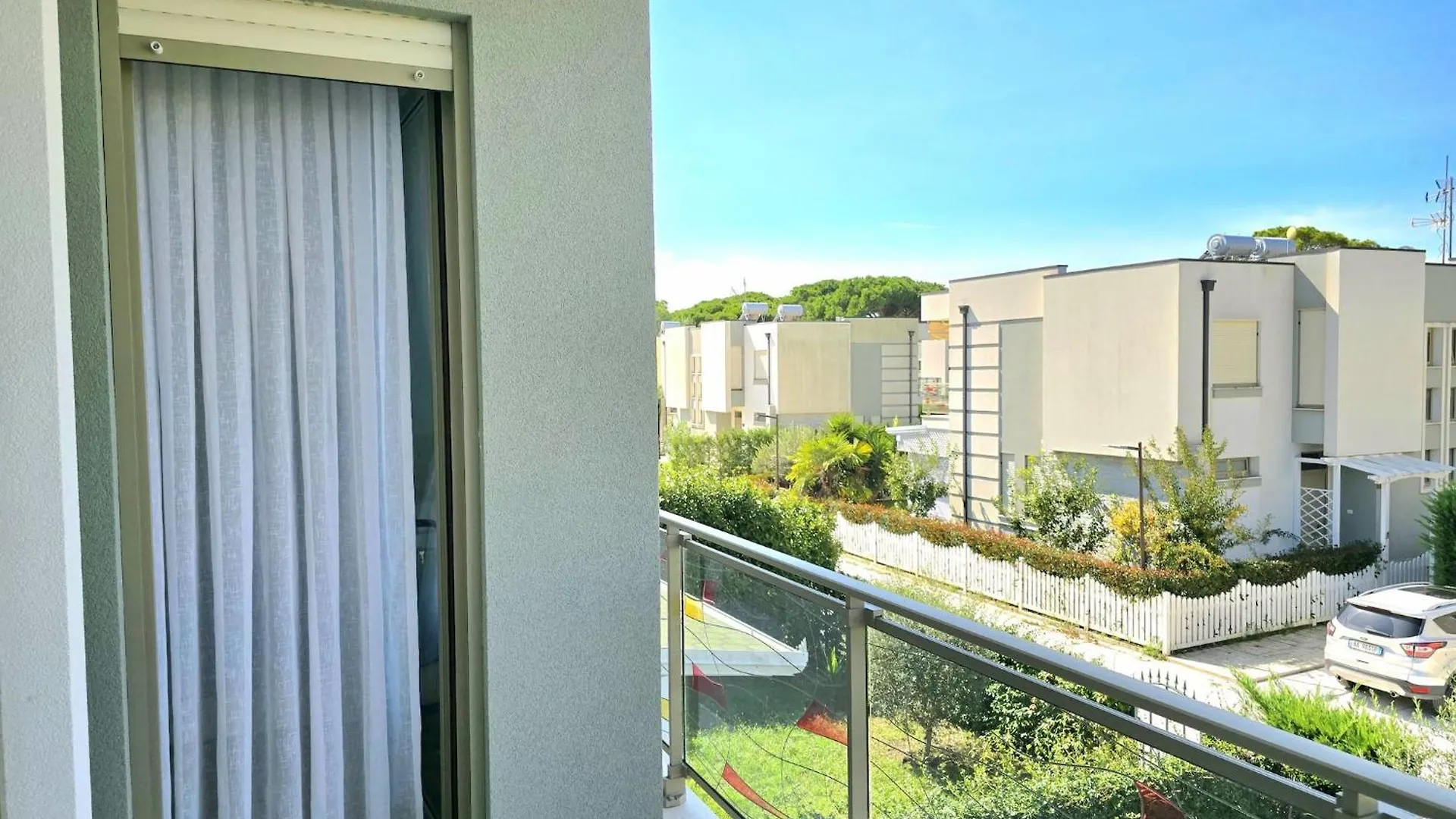 Inviting Holiday Home With Garden Plazhi San Pietro Villa